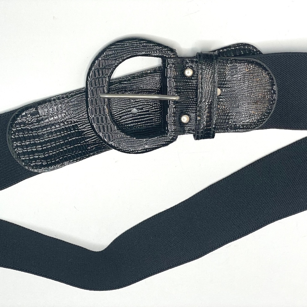 VINTAGE 32” X 2” WOMEN’S 80’s STRETCHY STRETCH BELT FAUX LEATHER BUCKLE